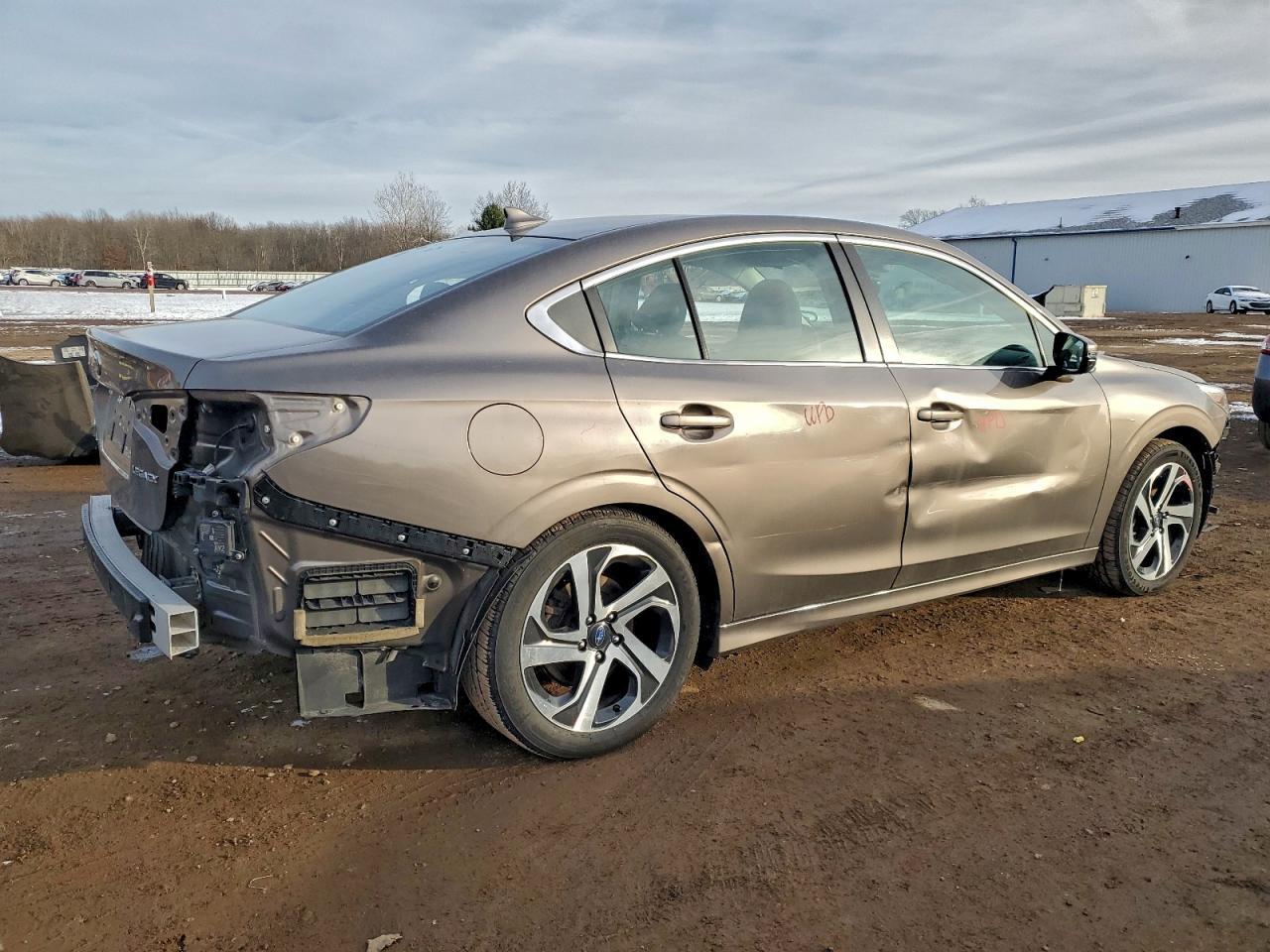 2022 SUBARU Legacy