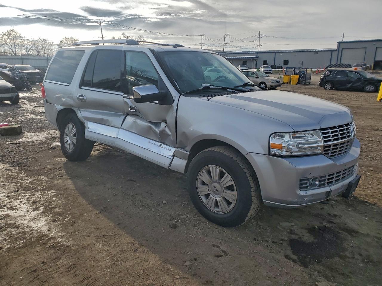 2013 LINCOLN Navigator