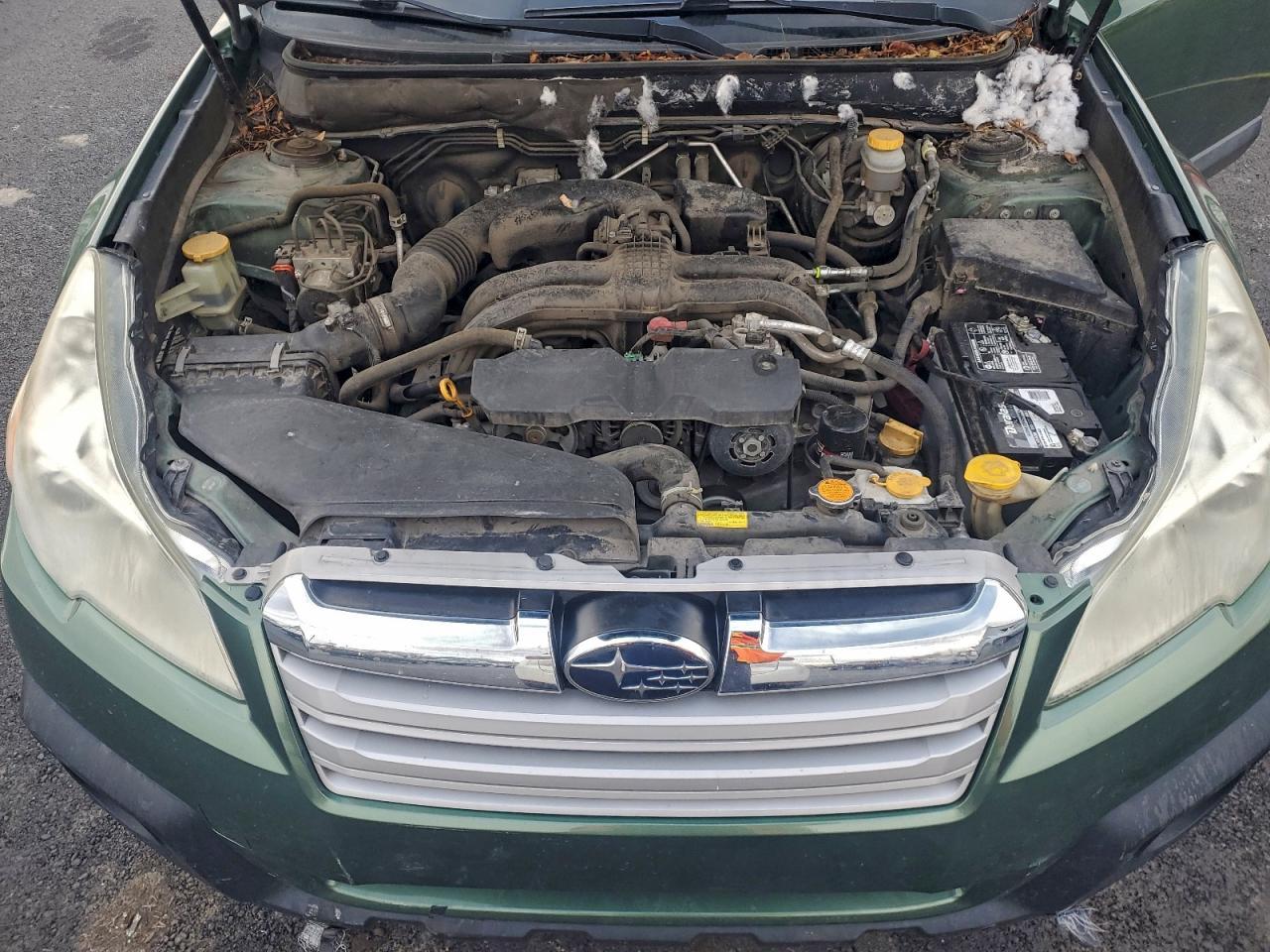 2014 SUBARU Outback