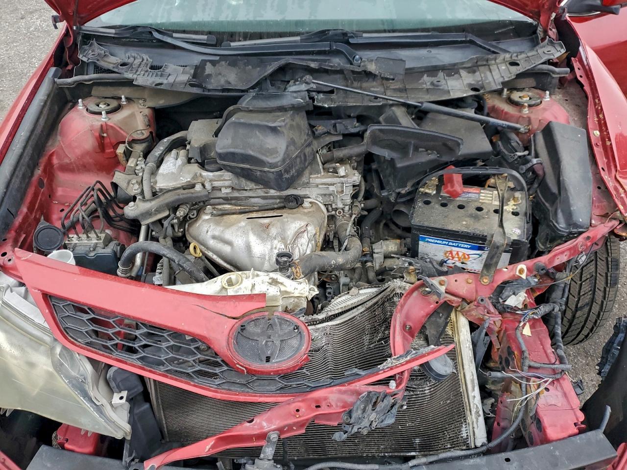 2014 TOYOTA CAMRY