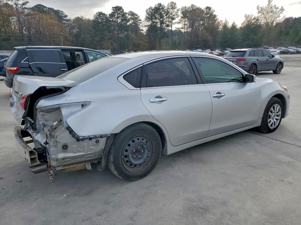 2017 NISSAN ALTIMA