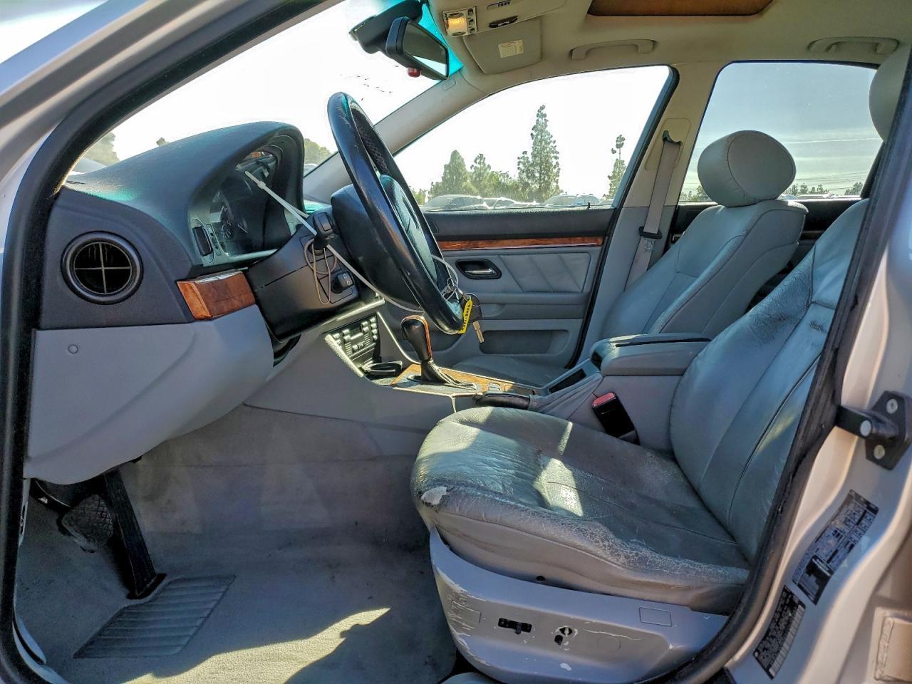 2000 BMW 5 series