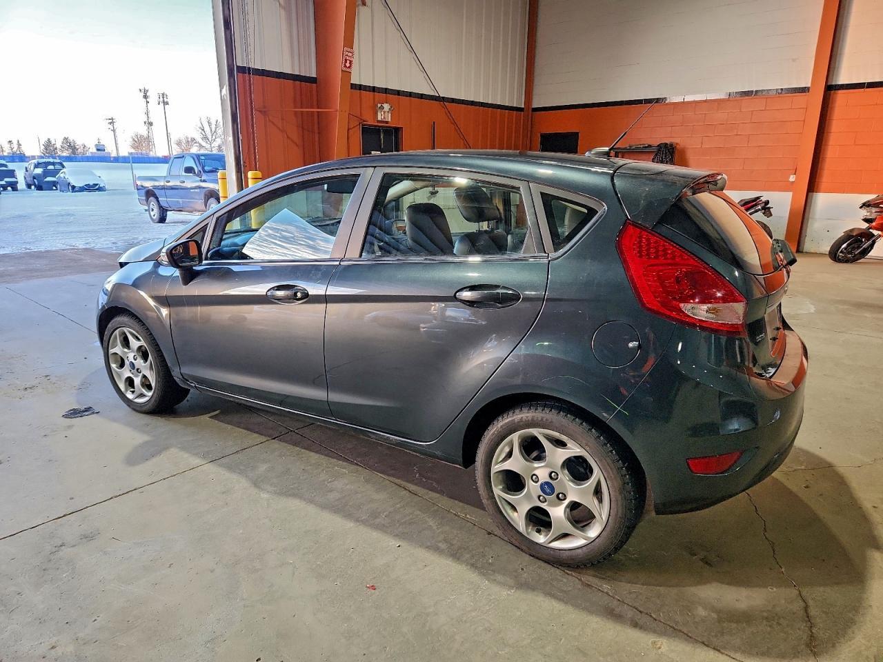 2011 FORD Fiesta
