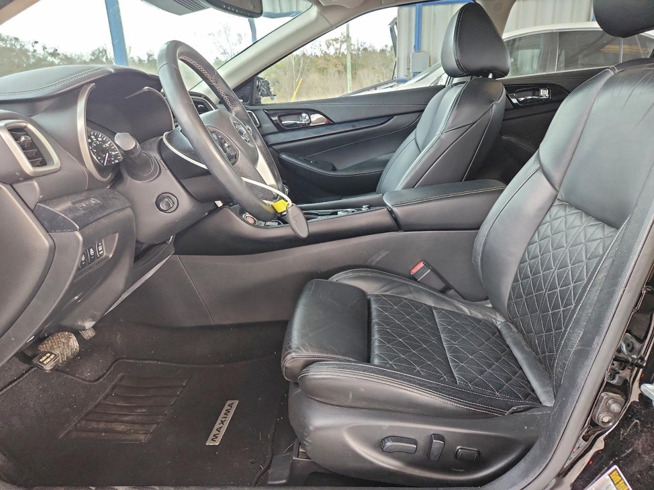 2022 NISSAN Maxima