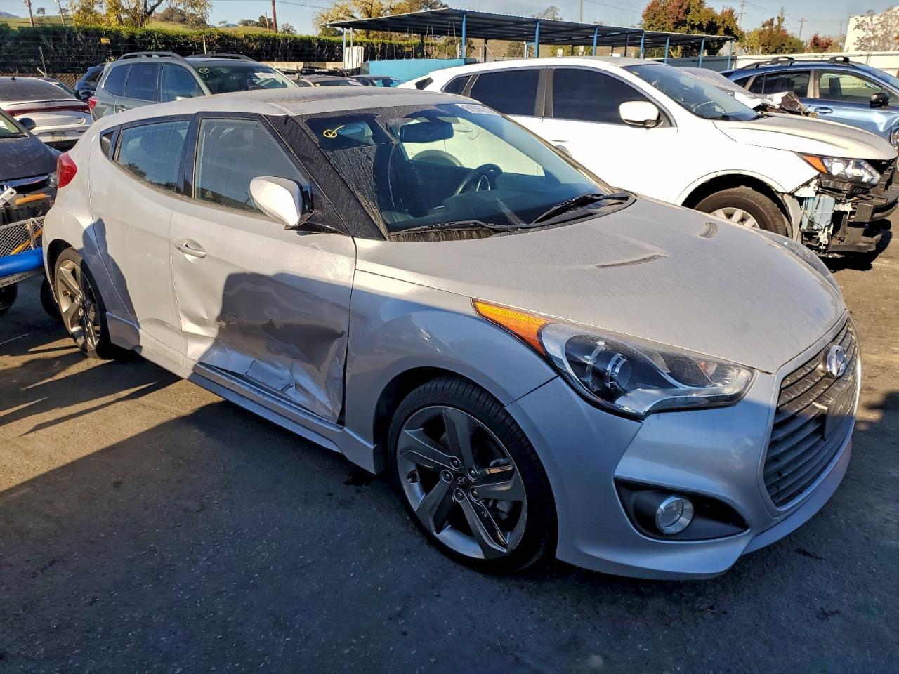 2013 HYUNDAI VELOSTER