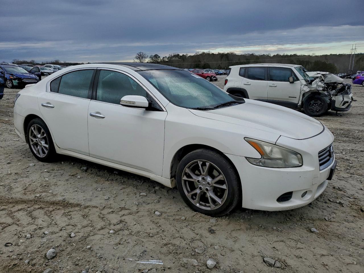 2012 NISSAN Maxima