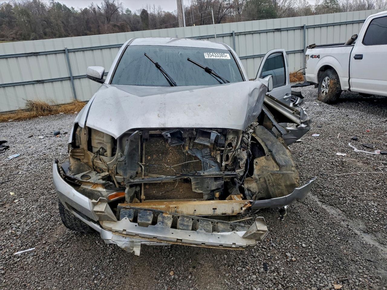 2016 TOYOTA TACOMA