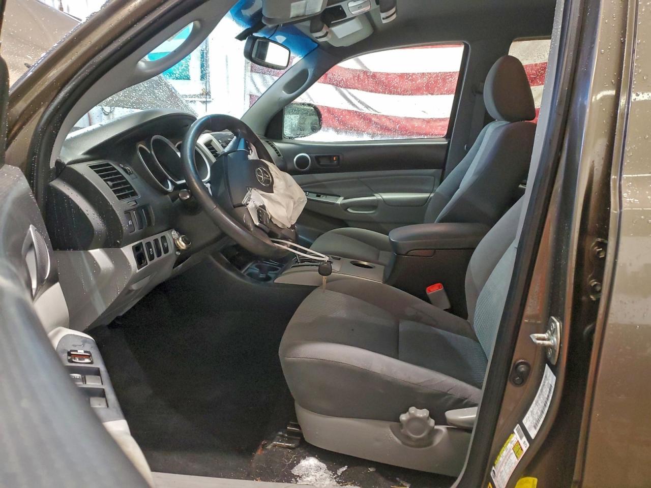 2012 TOYOTA TACOMA