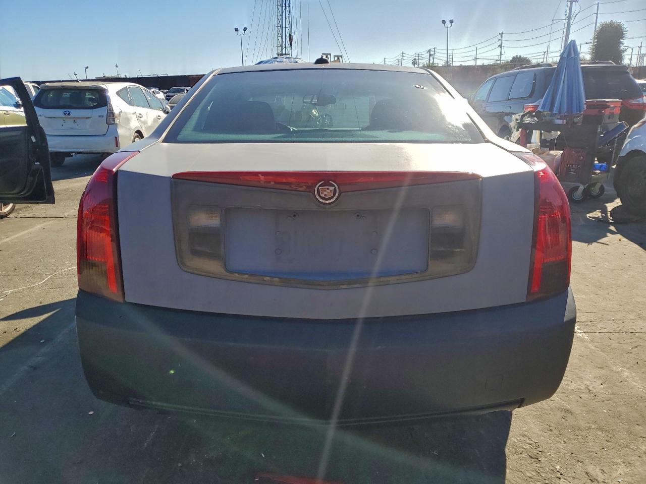 2004 CADILLAC CTS