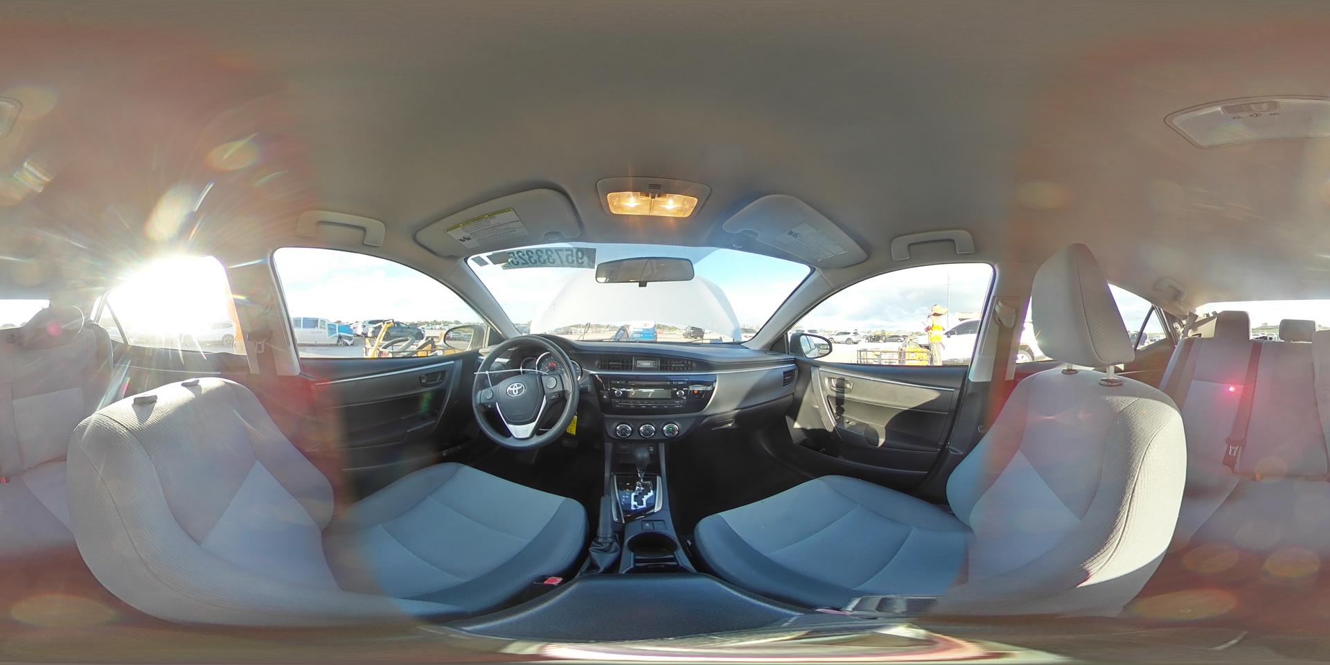 2015 TOYOTA COROLLA