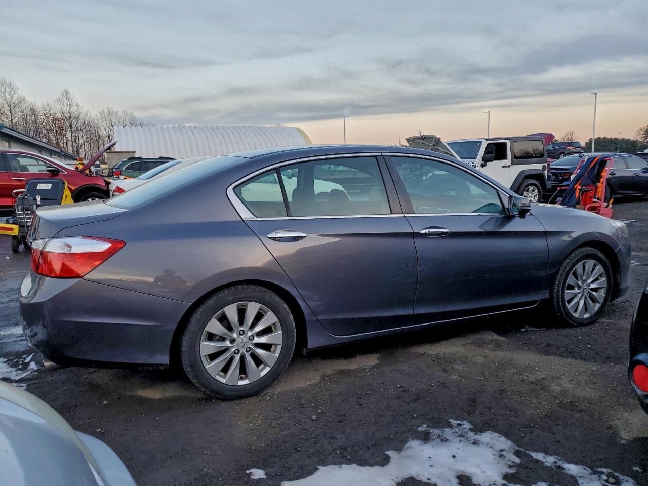2015 HONDA ACCORD
