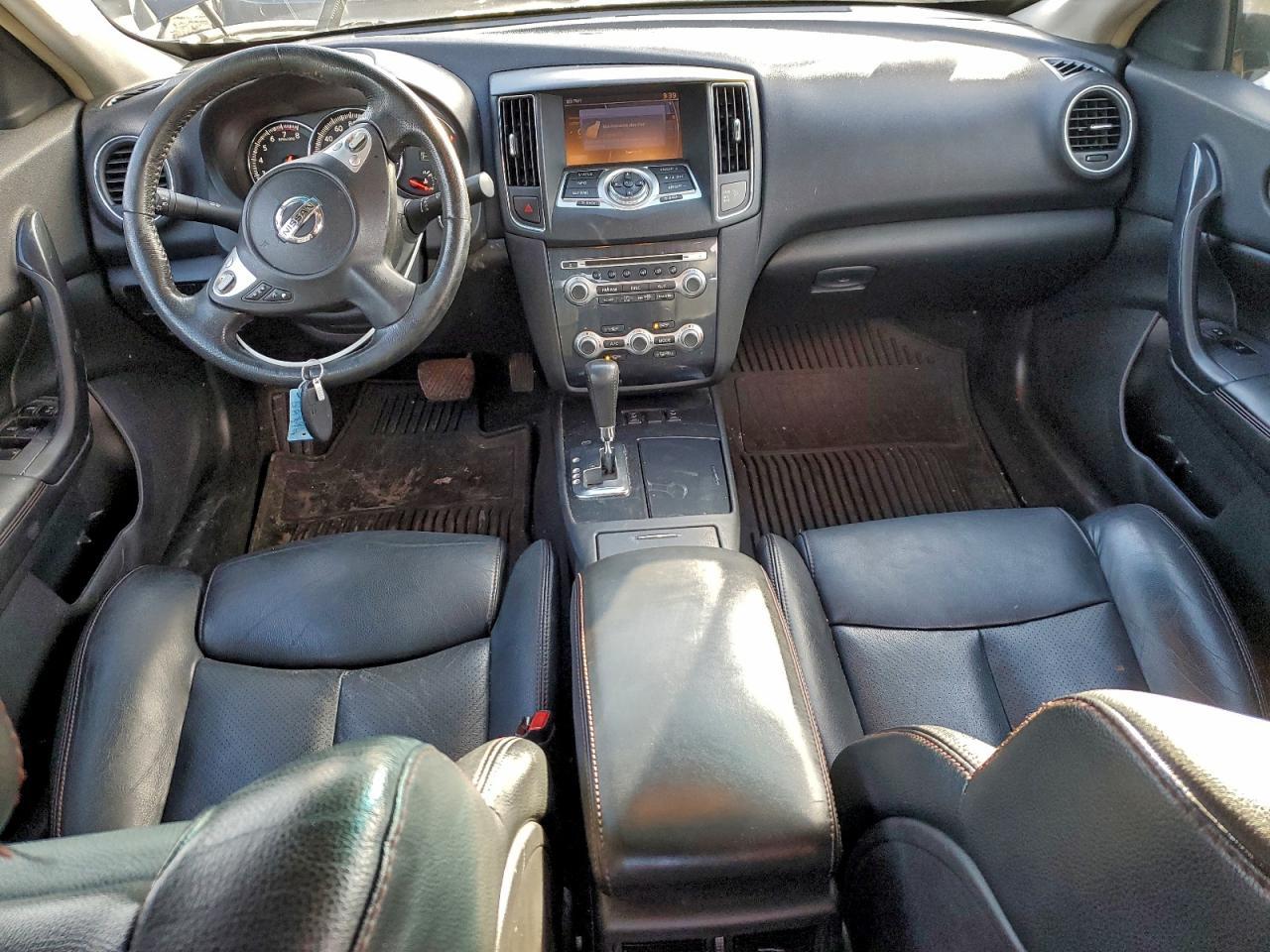 2013 NISSAN Maxima