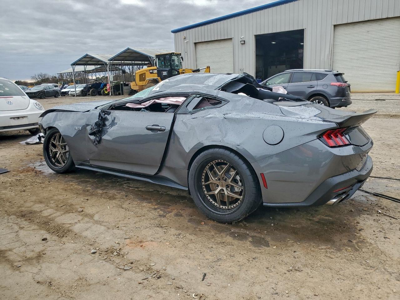 2025 FORD MUSTANG