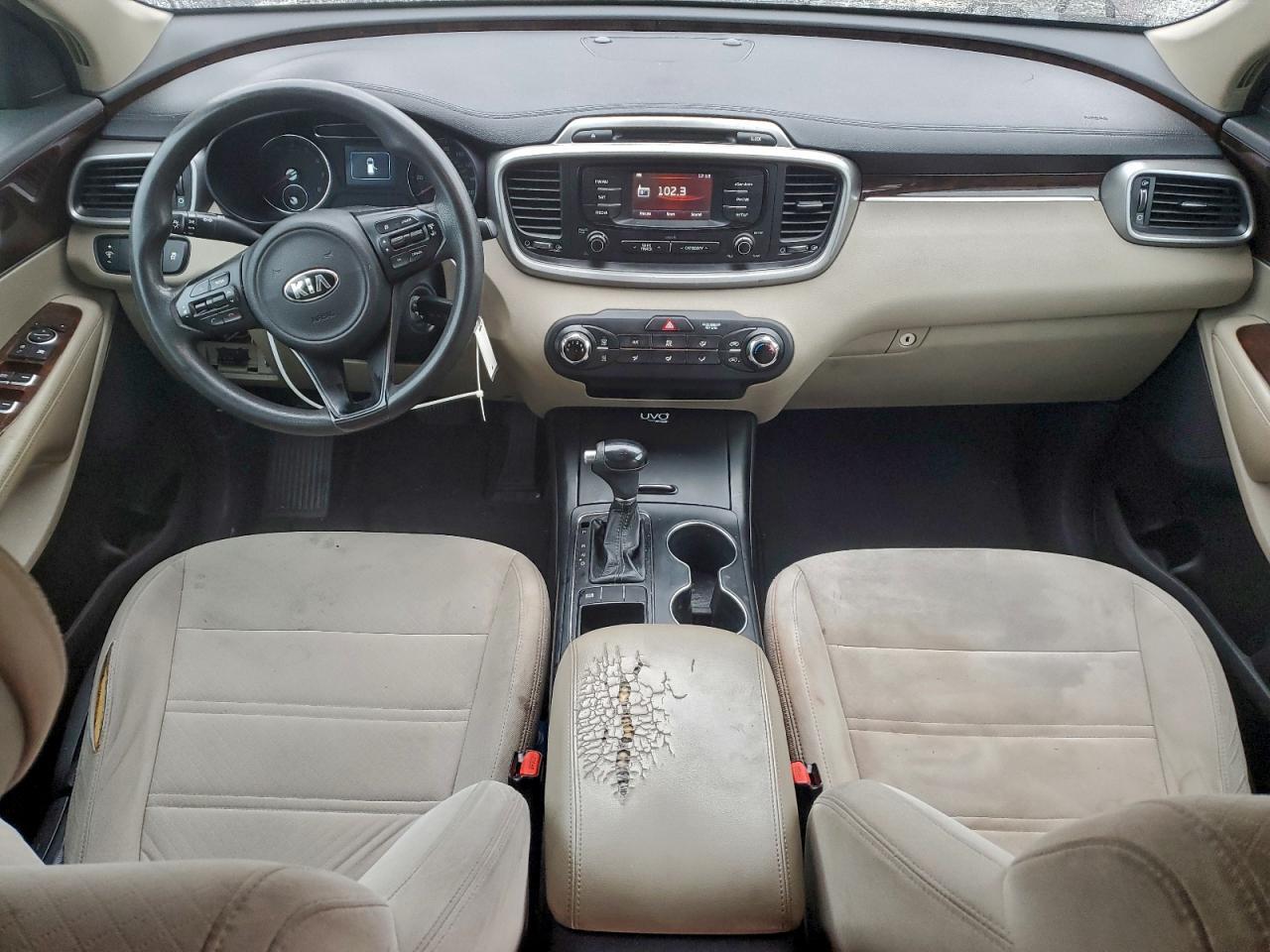 2016 KIA SORENTO