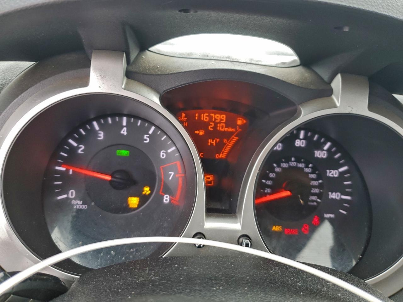 2014 NISSAN Juke