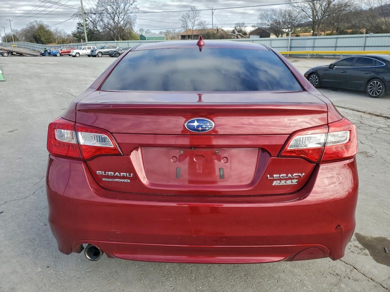 2017 SUBARU Legacy