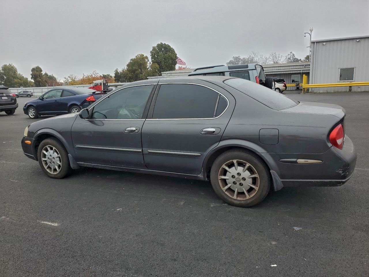 2000 NISSAN Maxima