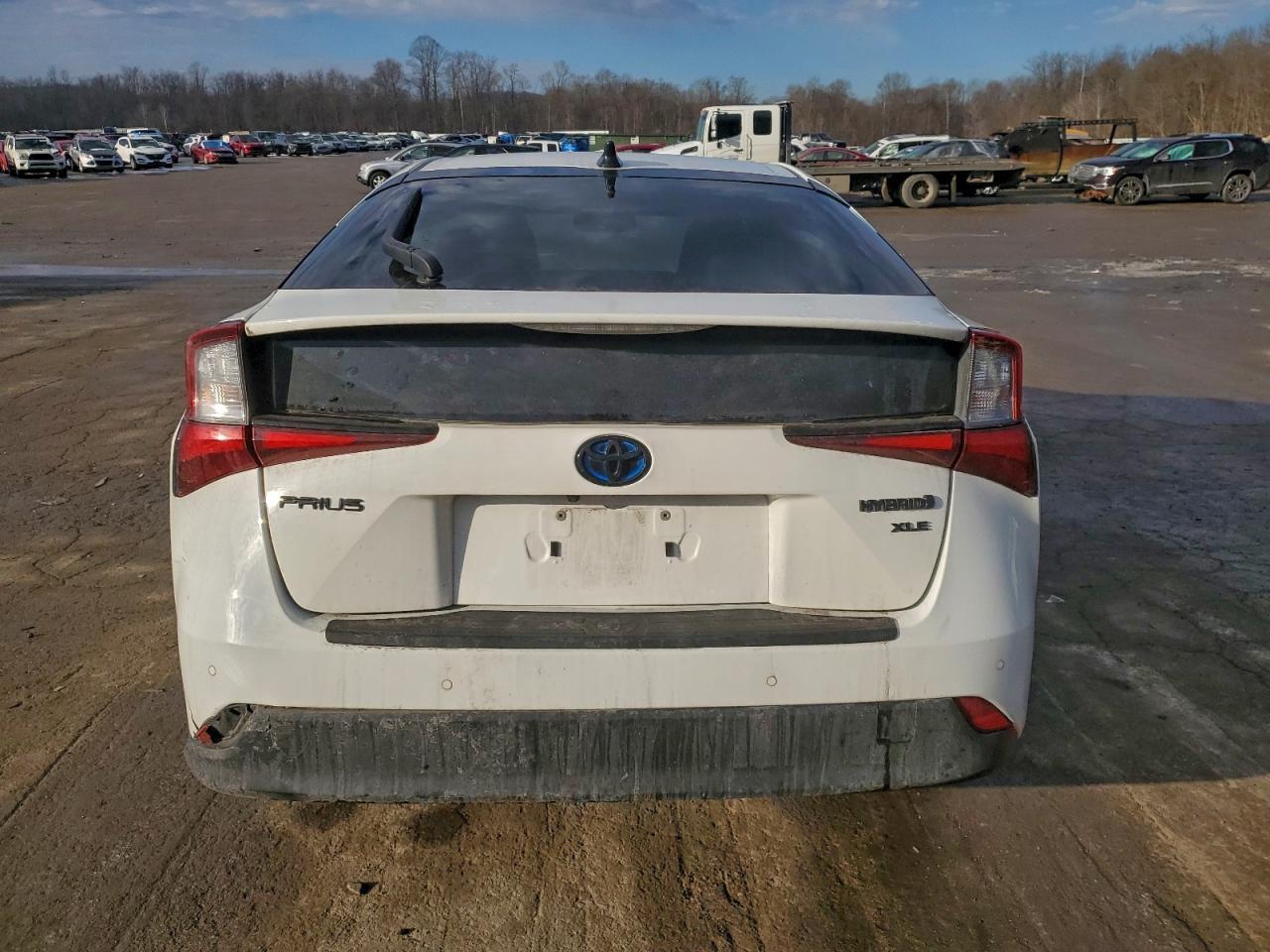2022 TOYOTA PRIUS