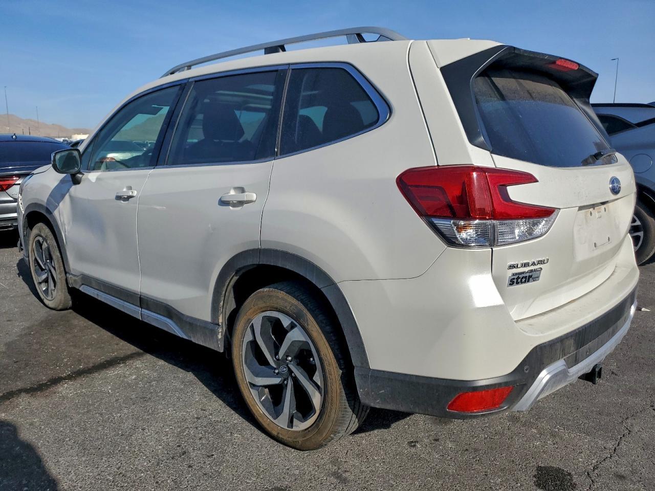 2023 SUBARU FORESTER