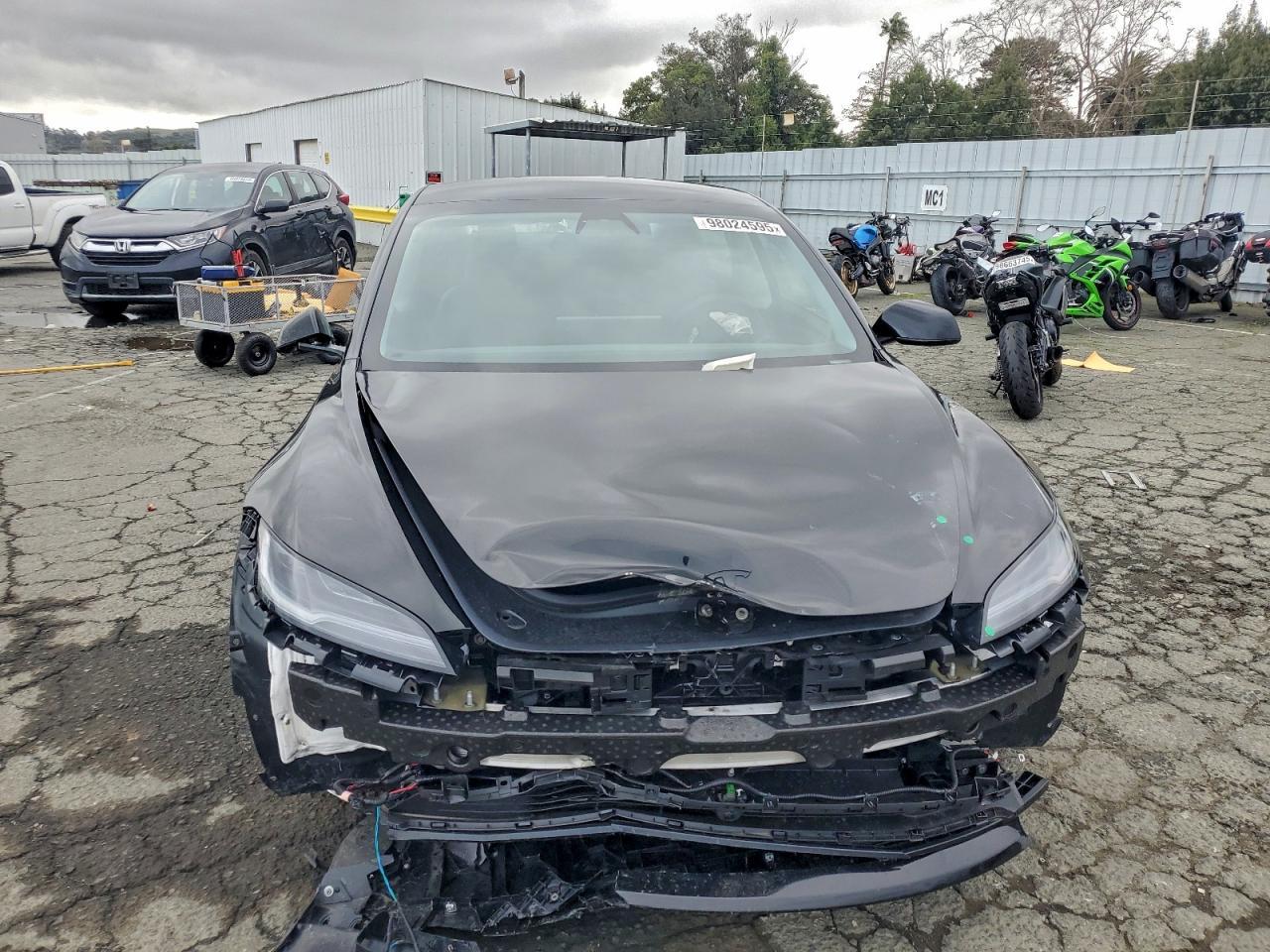 2026 TESLA MODEL 3