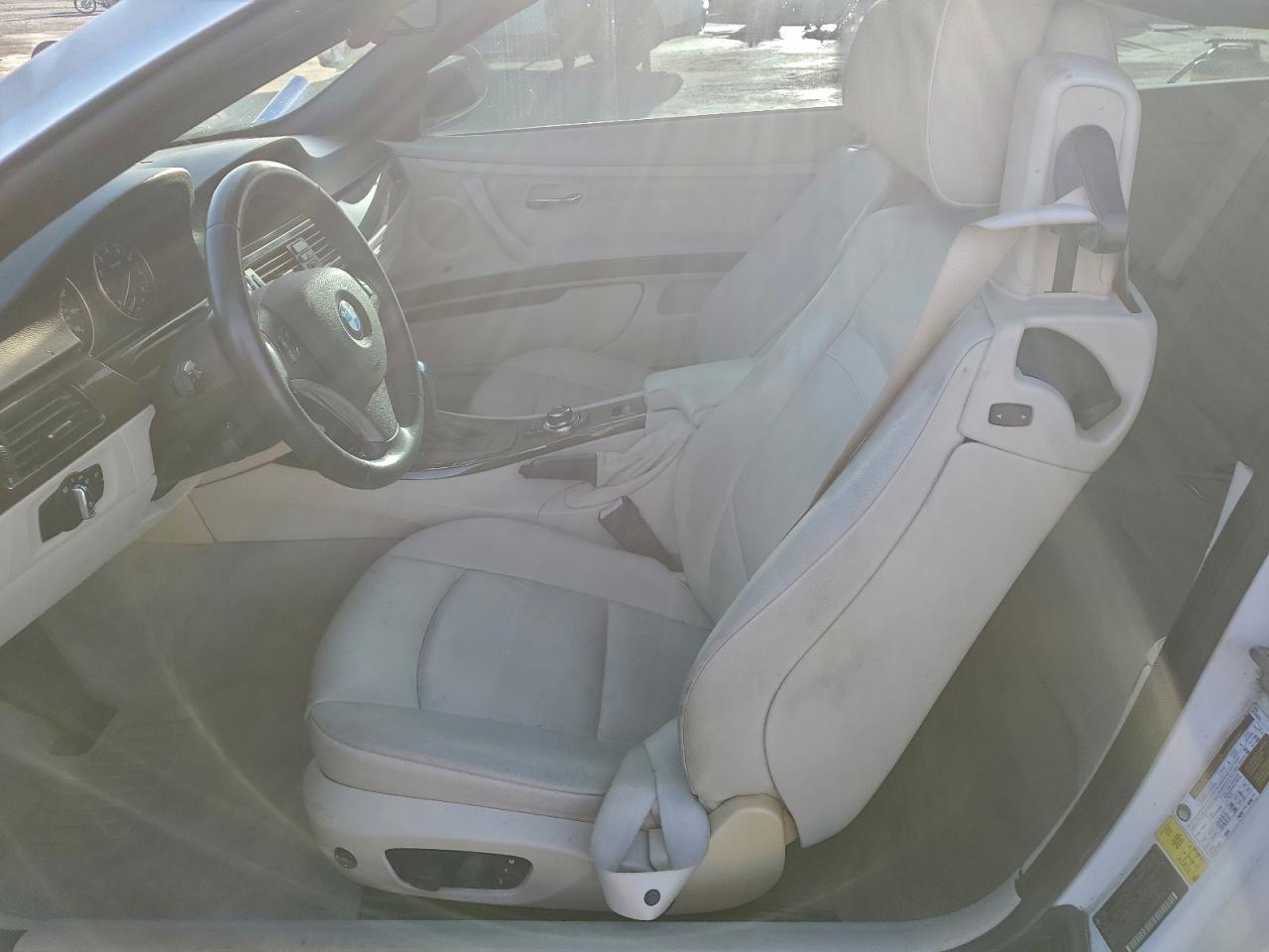 2011 BMW 3 SERIES