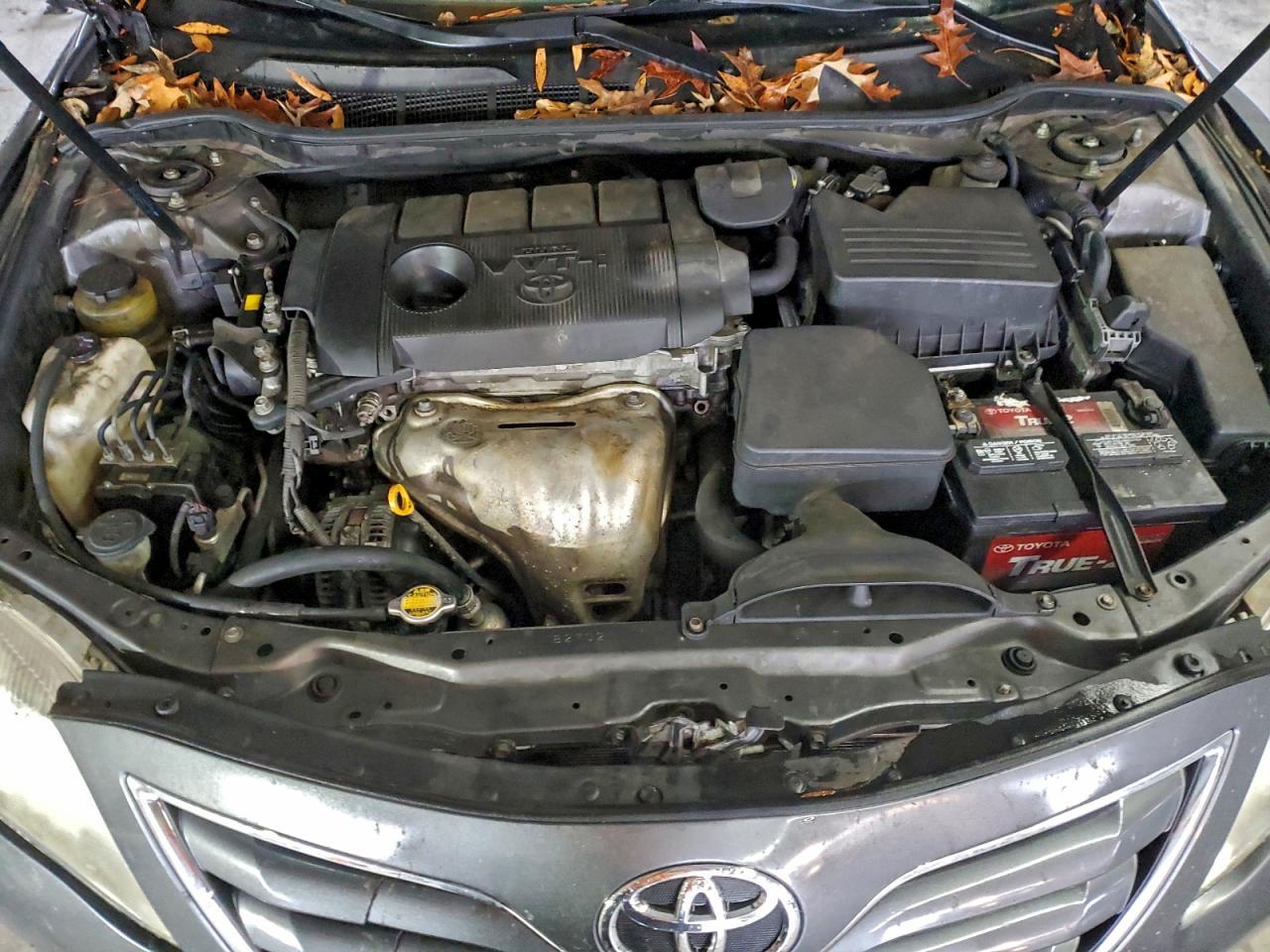 2011 TOYOTA CAMRY