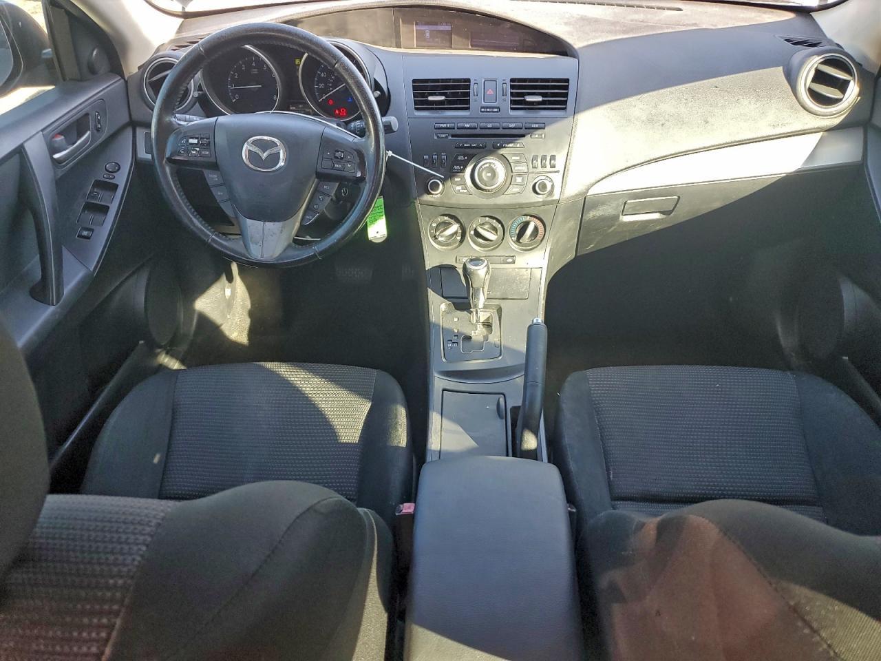 2012 MAZDA 3