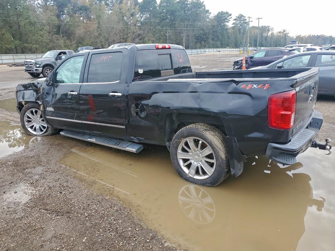 2018 CHEVROLET Silverado