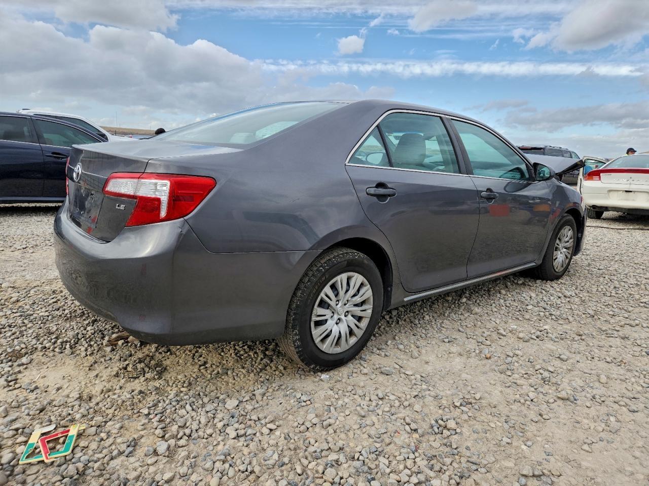 2013 TOYOTA CAMRY