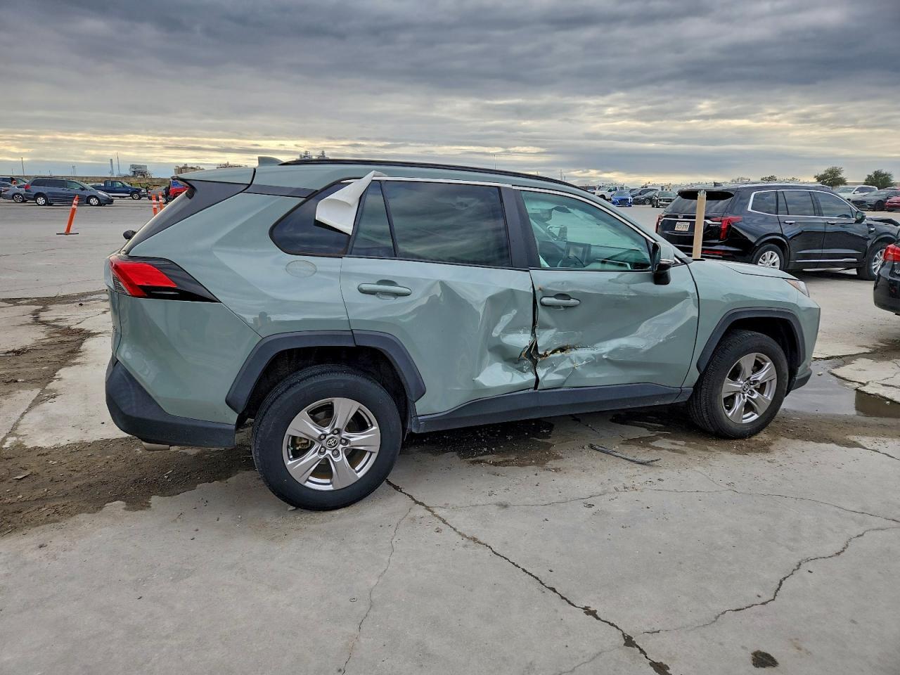 2022 TOYOTA RAV4
