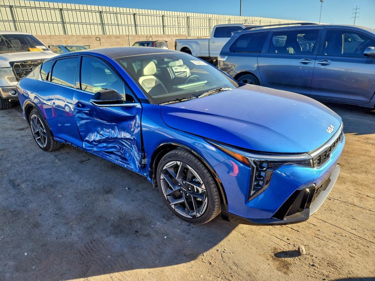 2025 KIA K4