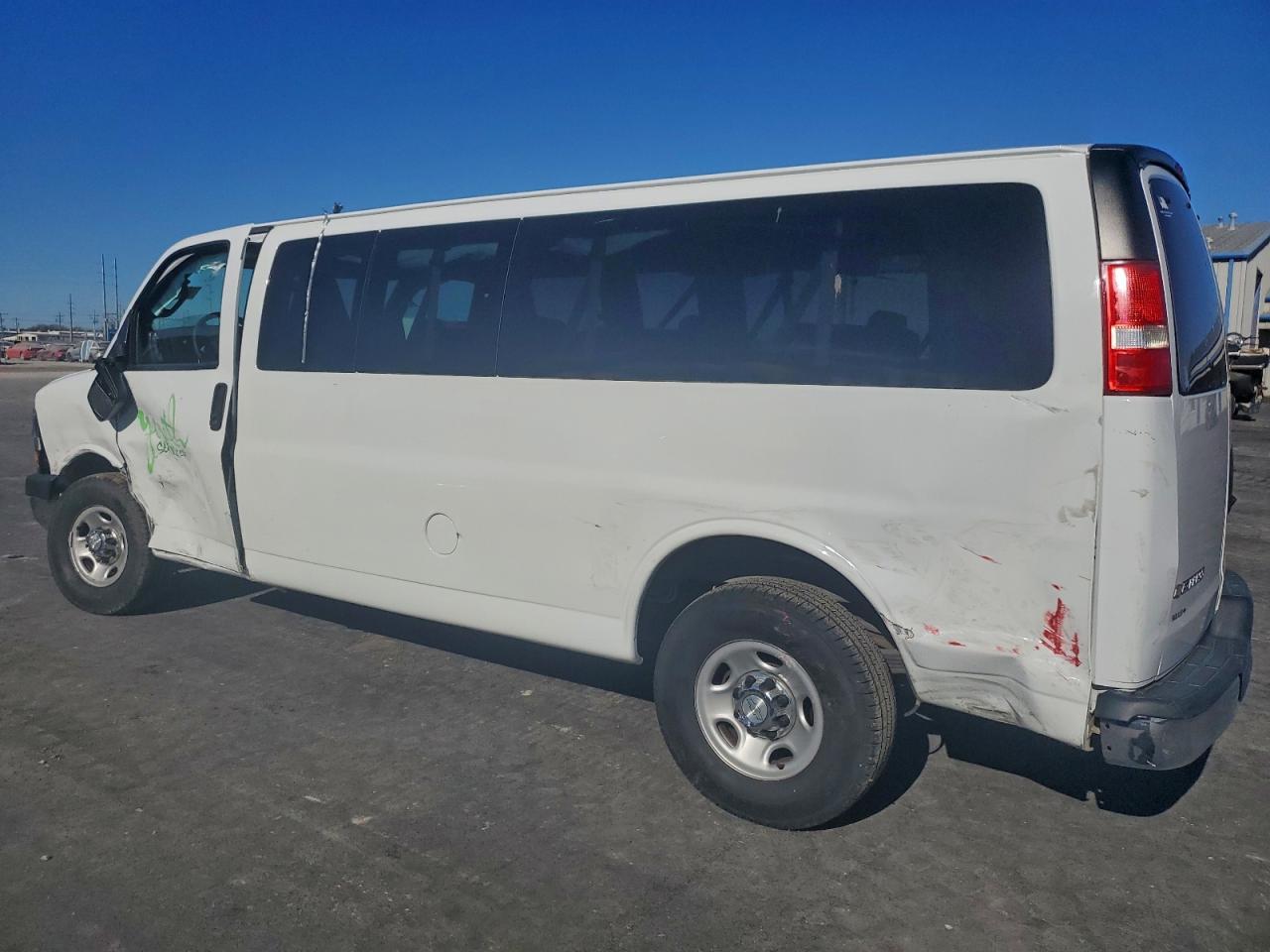 2018 CHEVROLET Express 3500