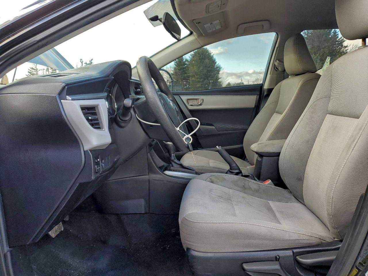 2015 TOYOTA COROLLA
