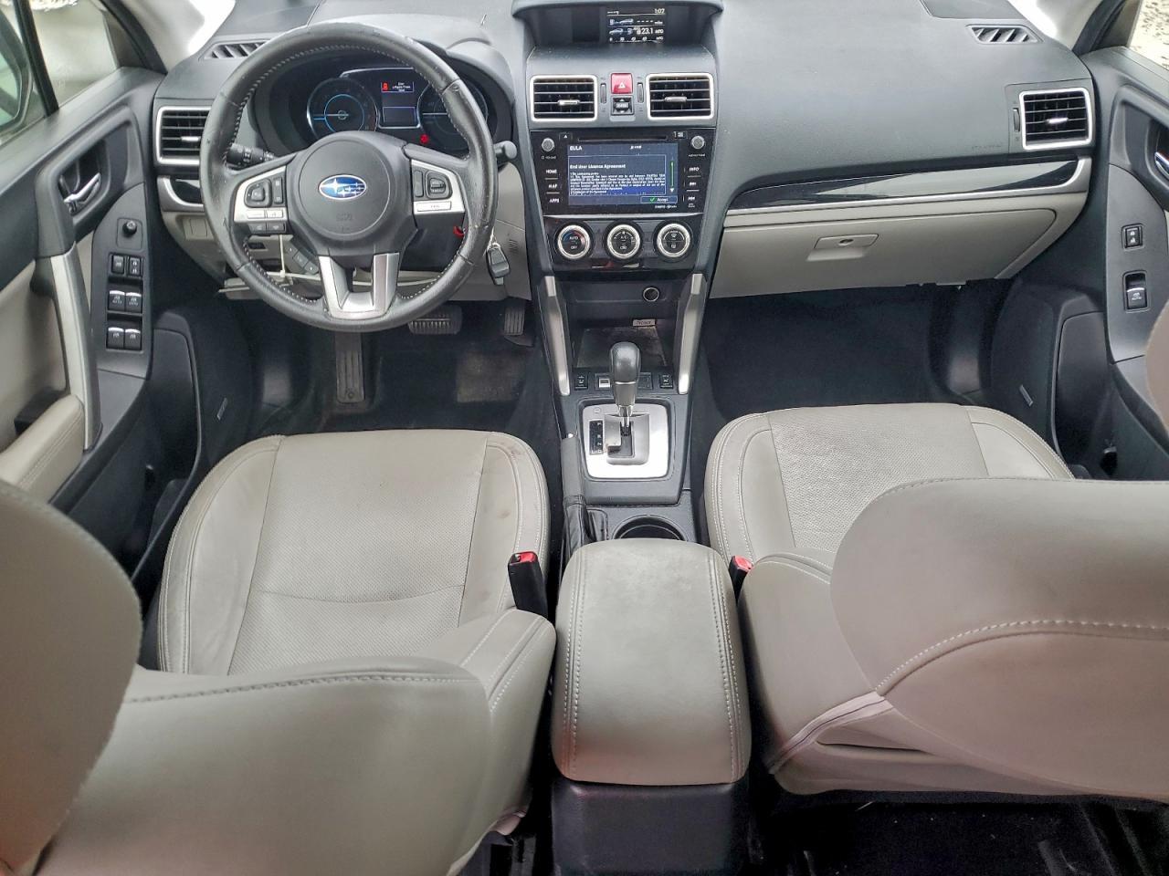 2017 SUBARU FORESTER