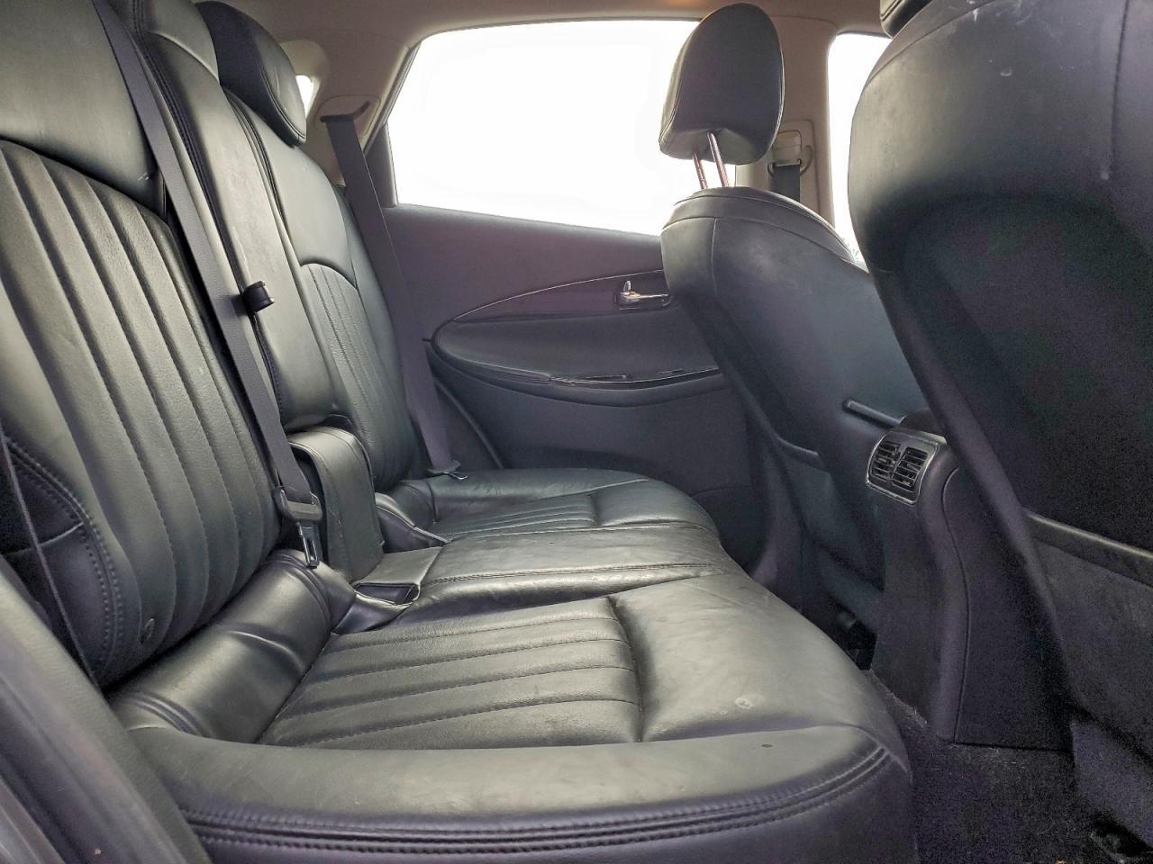 2012 INFINITI EX35