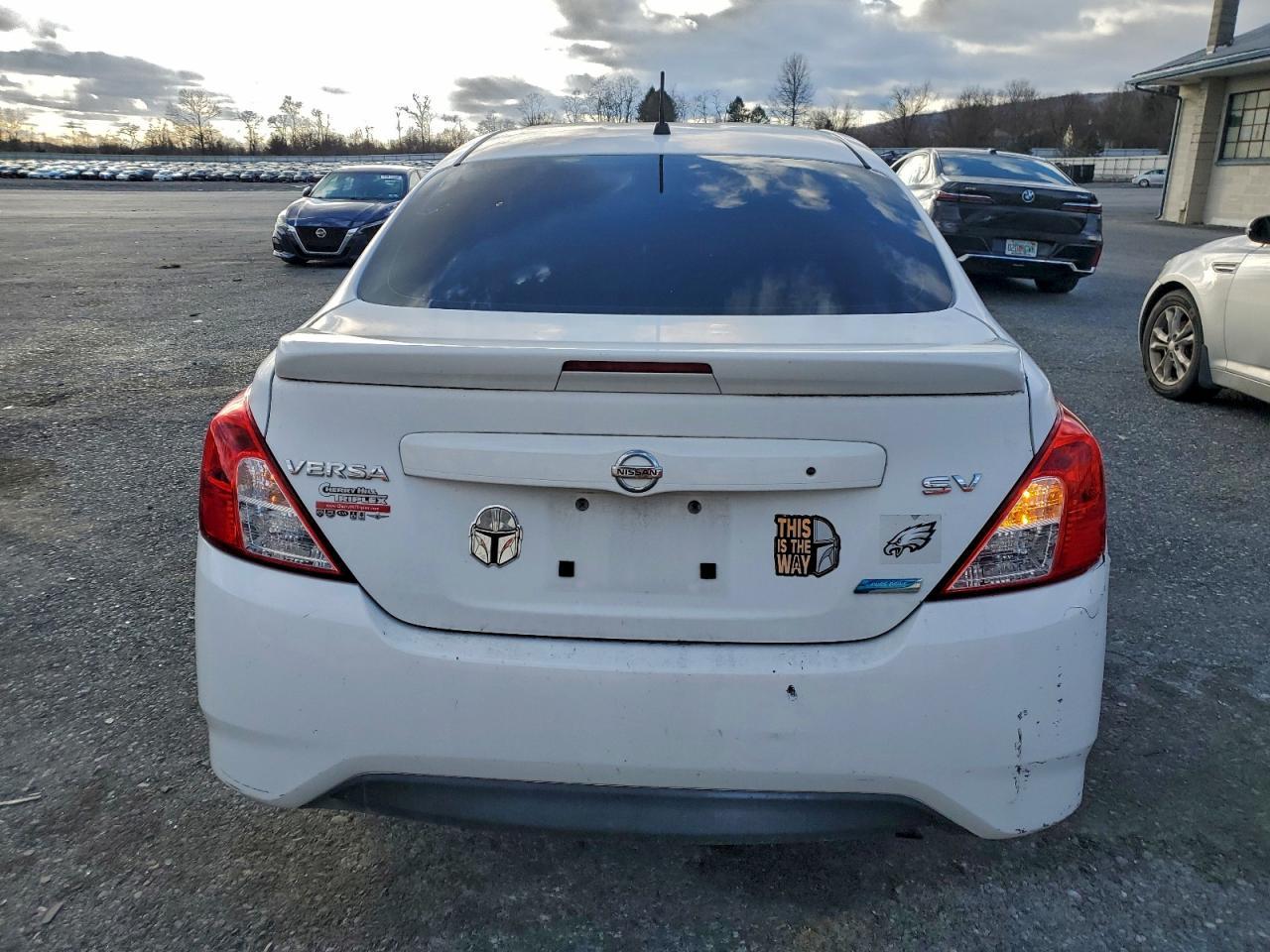 2016 NISSAN VERSA