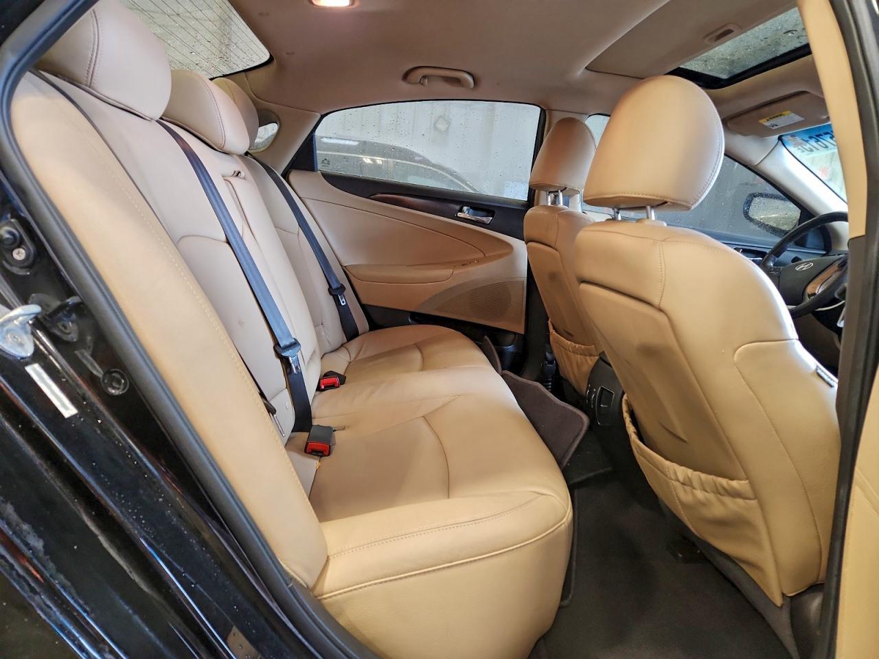 2011 HYUNDAI SONATA