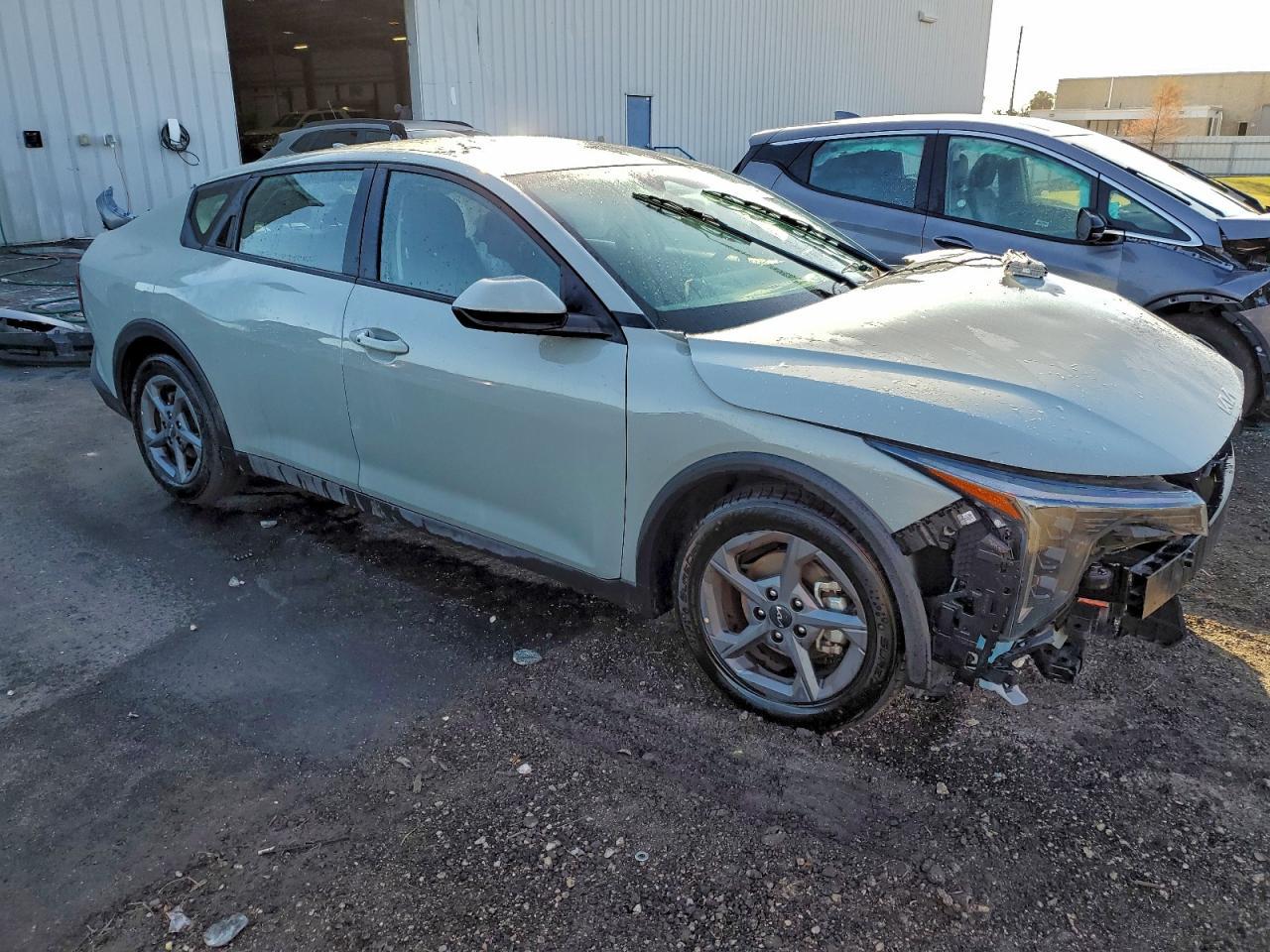 2025 KIA K4