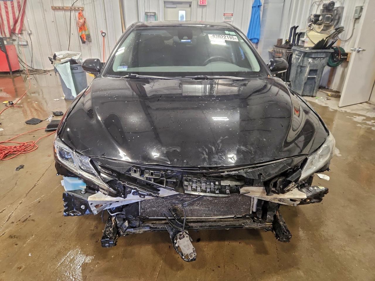 2019 TOYOTA CAMRY