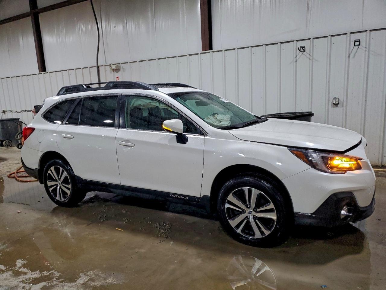 2018 SUBARU Outback