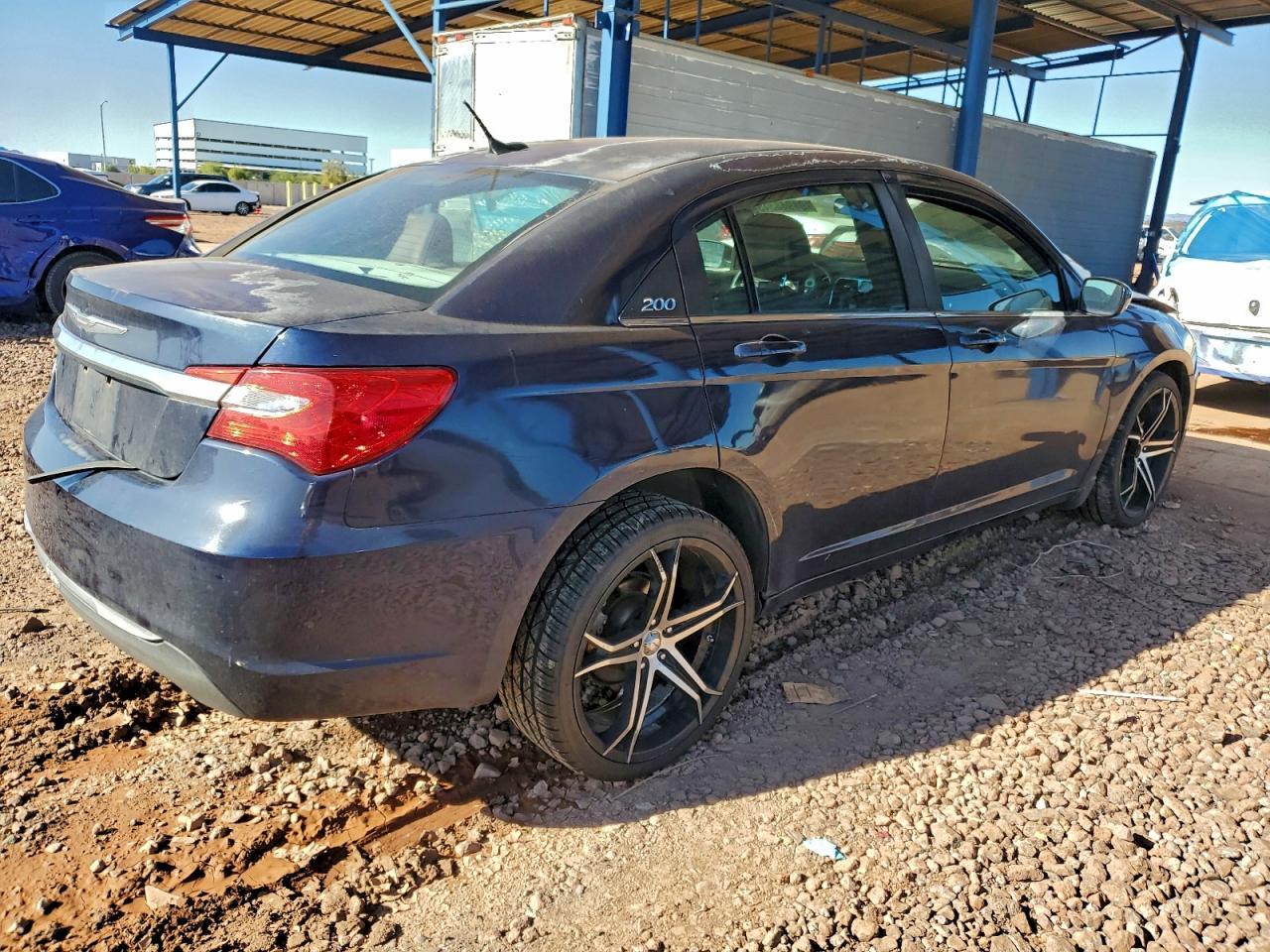 2014 CHRYSLER 200