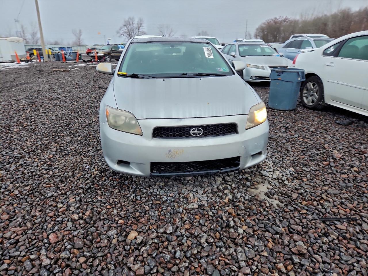 2005 TOYOTA SCION