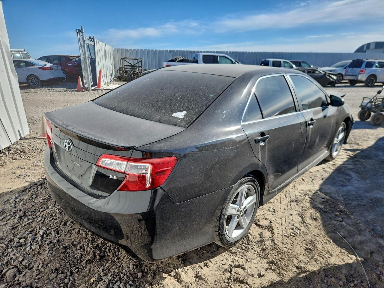 2012 TOYOTA CAMRY