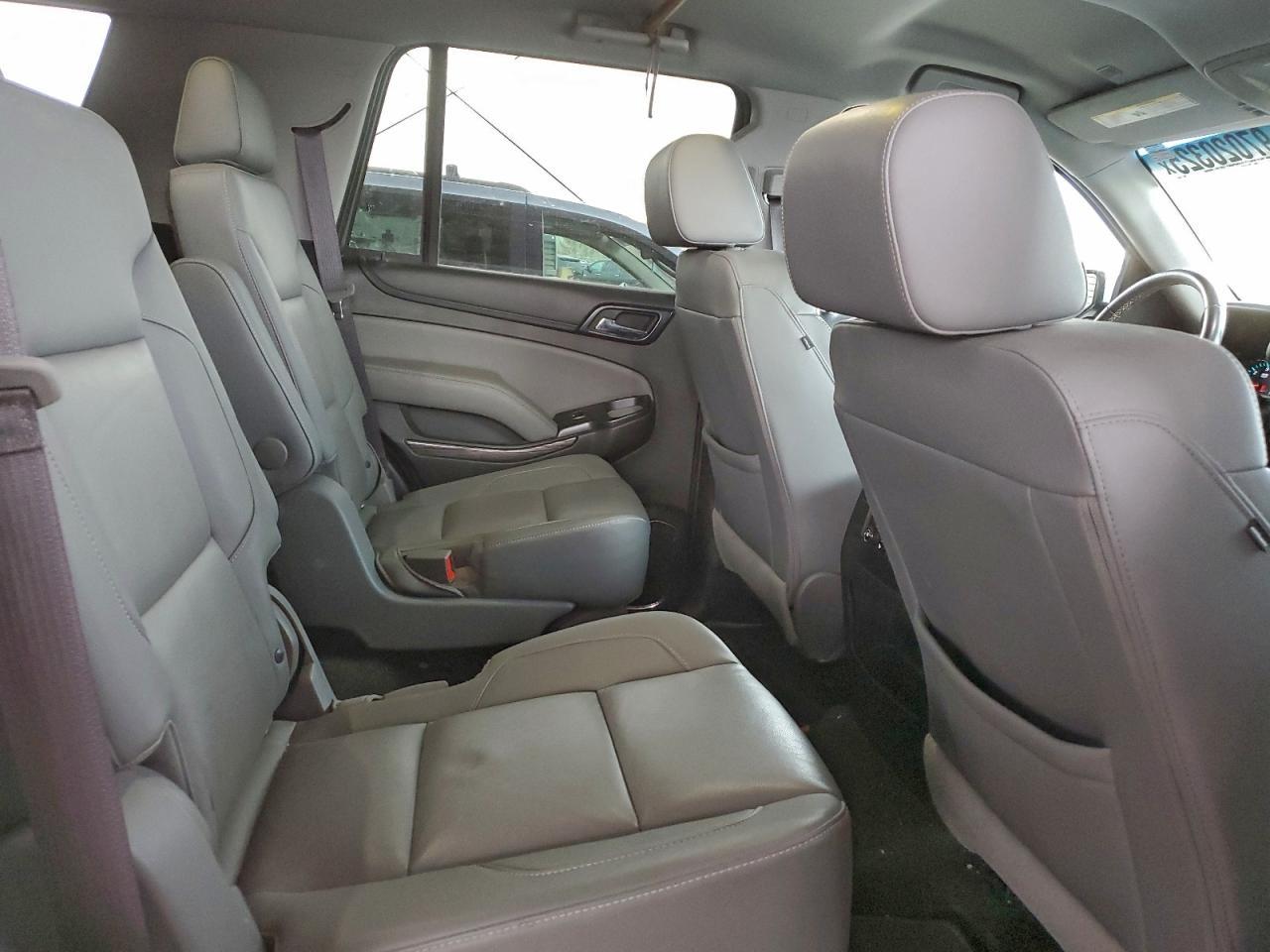 2017 CHEVROLET Tahoe