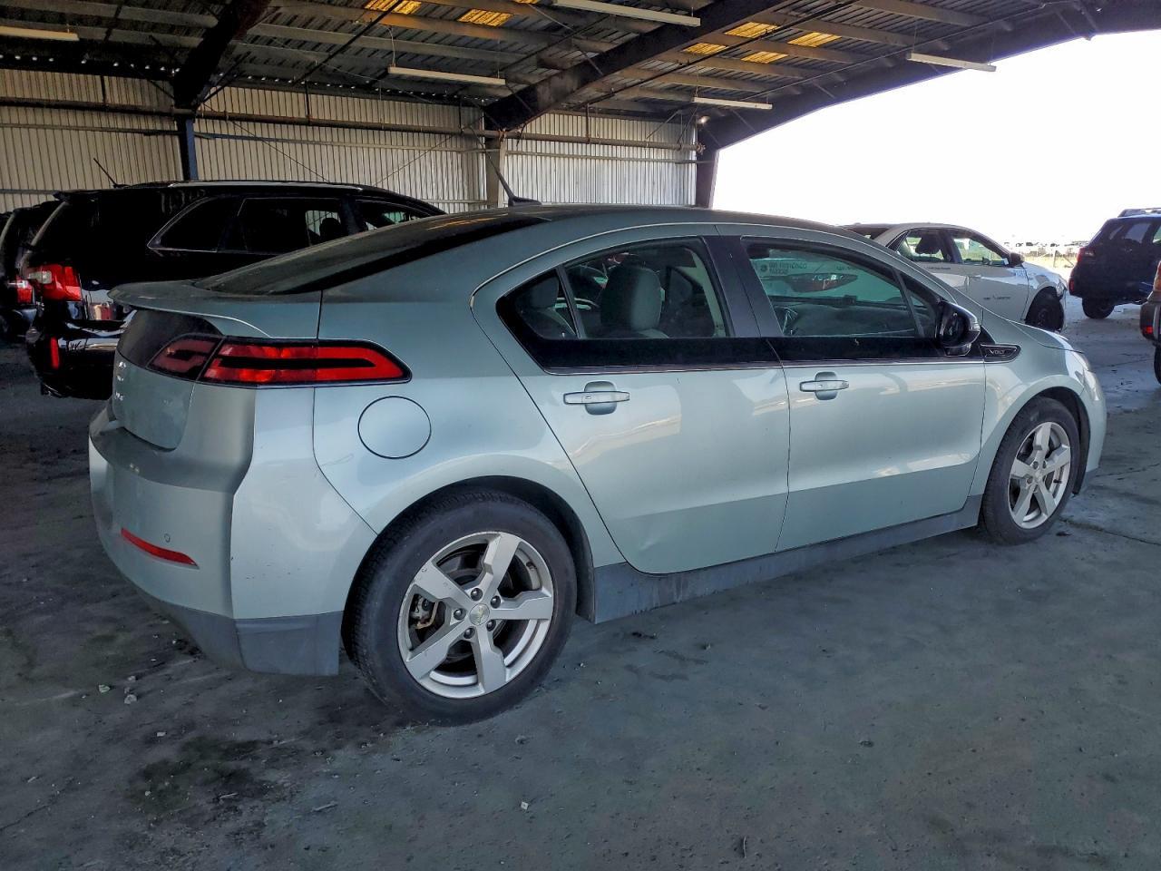 2013 CHEVROLET VOLT