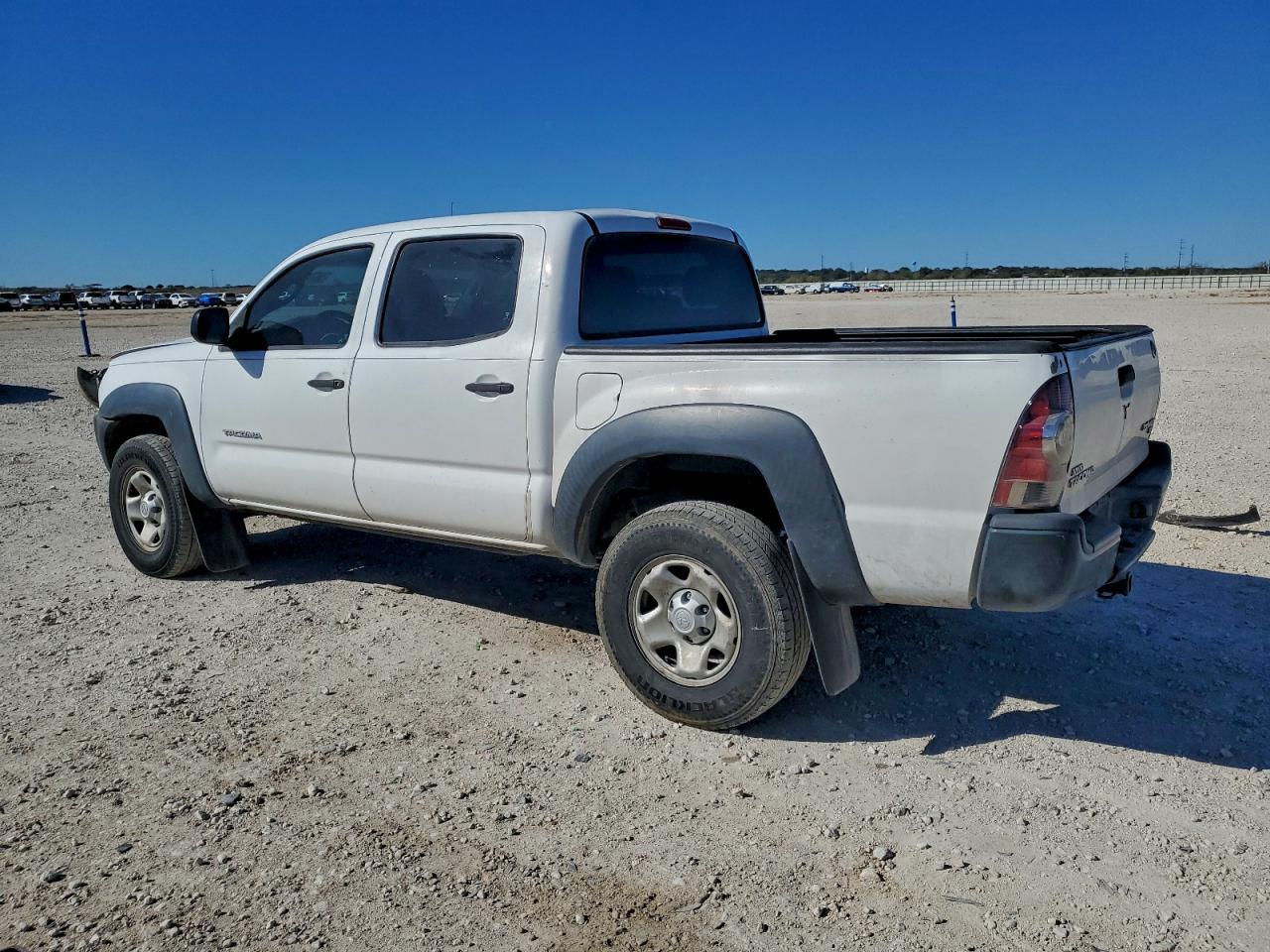 2011 TOYOTA TACOMA