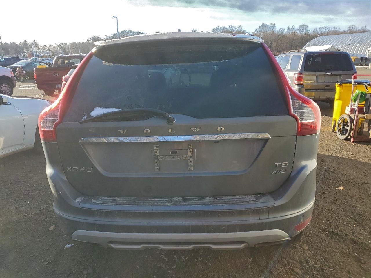 2017 VOLVO XC60