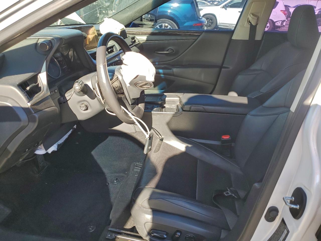 2021 LEXUS ES 300H