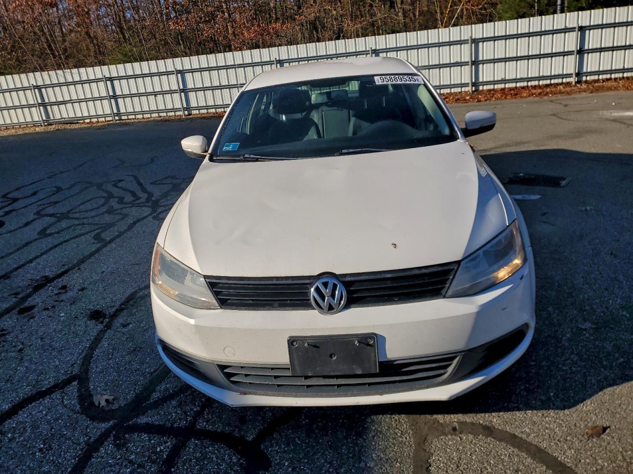 2012 VOLKSWAGEN JETTA