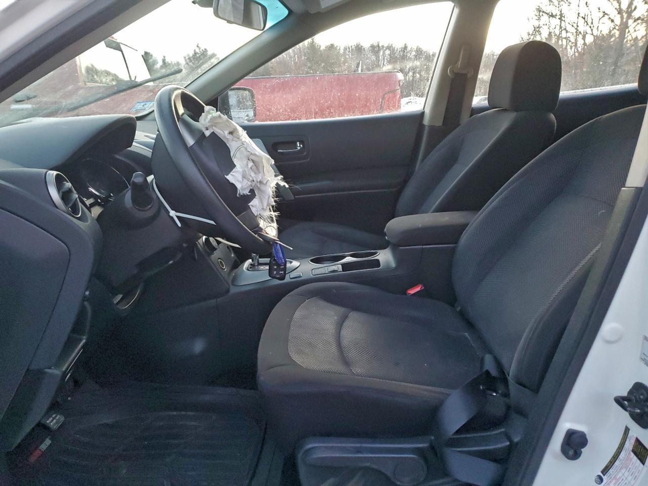 2014 NISSAN ROGUE